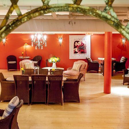 The Ivy At Verity Toronto Eksteriør bilde